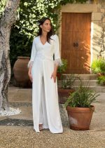 Conjunto de casaca con plumas y pantalón Mia - Imagen 2