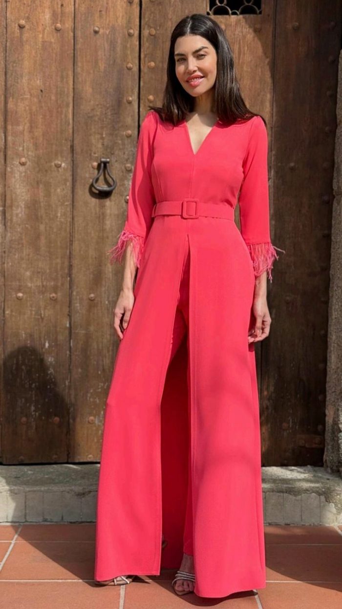 CONJUNTO DE PANTALON Y CASACA CON PLUMAS - Imagen 4