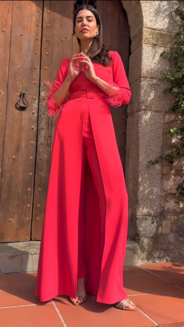 CONJUNTO DE PANTALON Y CASACA CON PLUMAS - Imagen 6