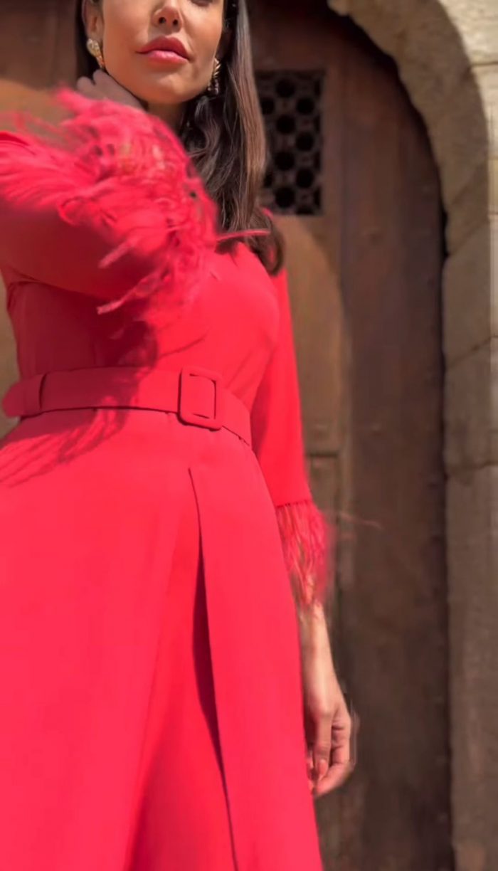 CONJUNTO DE PANTALON Y CASACA CON PLUMAS - Imagen 7
