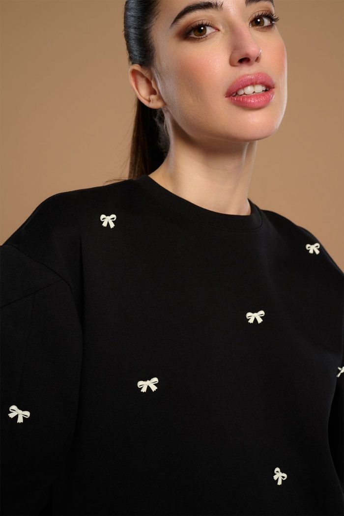 Black Rose Sweatshirt - Imagen 3