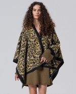 Poncho de plana abierto con jacquard - Imagen 2
