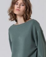 Camiseta  con cuello barco y manga ancha - Imagen 5