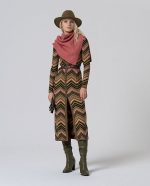 Vestido largo, camisero con cuello pico