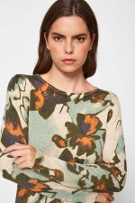 Jersey fino estampado floral - Imagen 6