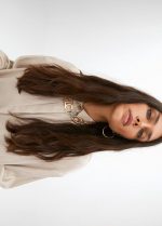 Collar corto eslabones bicolor logo ovalado - Imagen 7