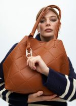 Shopper monograma rombos con logo - Imagen 2