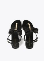 Sandalia con detalle lazo y pedrería - Imagen 5