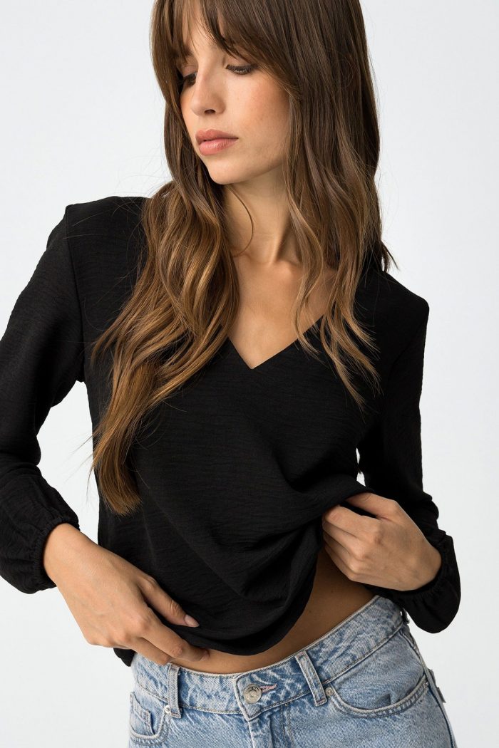 Blusa escote pico espalda plisada Kante_7 - Imagen 3
