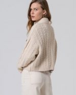 Cardigan amplio de tricto con aranes. - Imagen 3