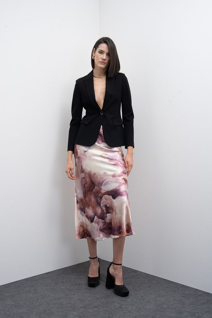 32c4c3eb-d3dc-4ddc-bded-1005f60a8a93 Americana Avenil - Imagen 1