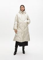 Anorak plumas capucha