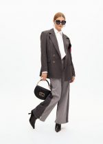 Americana cruzada oversize detalle parches - Imagen 4