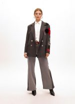 Americana cruzada oversize detalle parches - Imagen 7