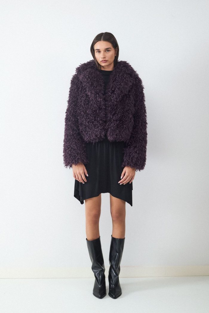 Abrigo corto pelo faux fur rizo - Imagen 12