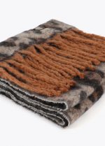 Bufanda en animal print con flecos - Imagen 3