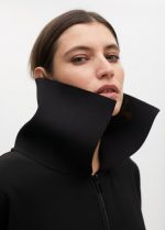 Sudadera detalle bolsillo delantero efecto piel - Imagen 4