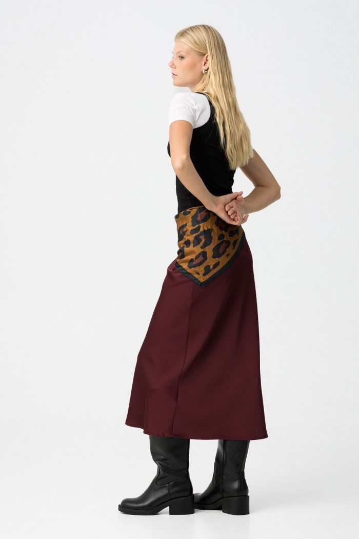 Falda midi de saten Kansas_2B - Imagen 9
