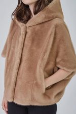 Chaqueton capa de pelo con capucha - Imagen 7
