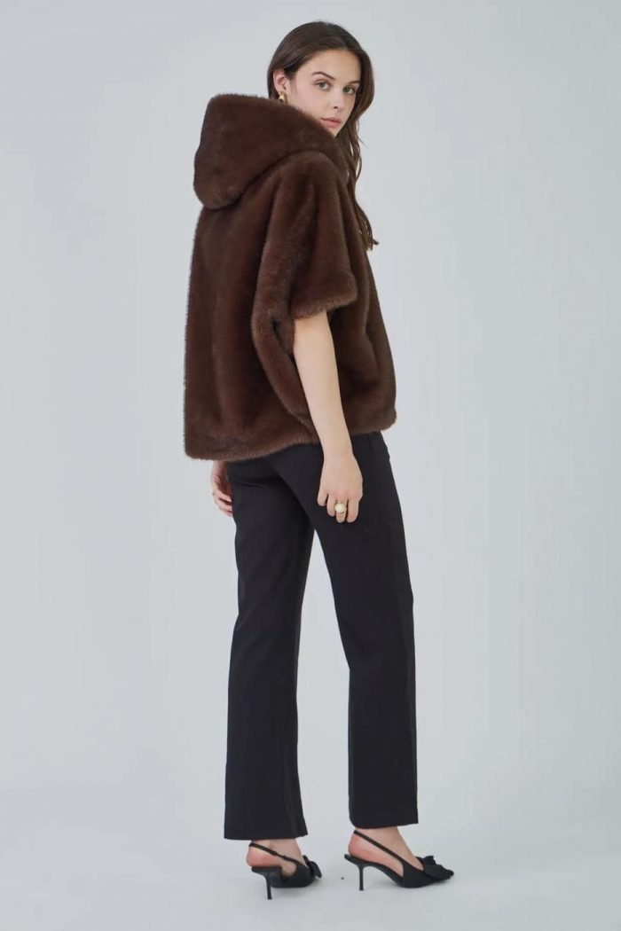 Chaqueton capa de pelo con capucha - Imagen 9