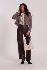 Bolso con recogido fruncido