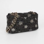 Bolso baguette con flores de paillettes - Imagen 5