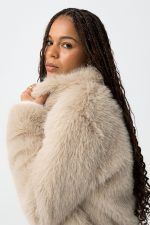 Chaqueta faux fur Thretha - Imagen 10