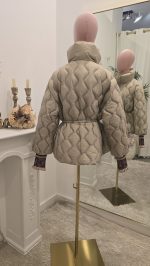 Parka Beige con Puño de Punto - Imagen 5