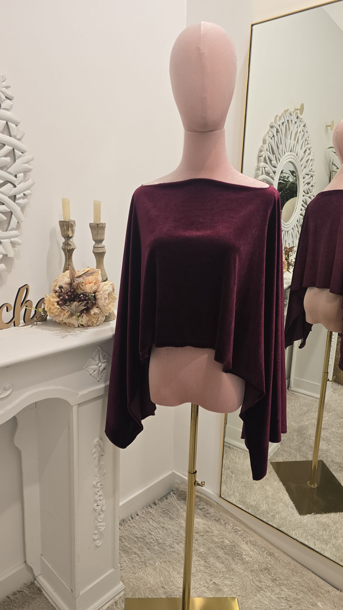 20251029_183154 Capa de Terciopelo - Imagen 1