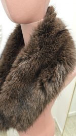 Cuello de Pelo Café - Imagen 3