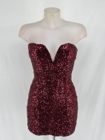 Vestido Corto Escote Corazón de Lentejuelas - Imagen 3