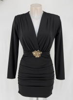 Vestido Corto de Licra con Joya Dorada - Imagen 7