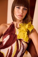 Vestido Largo Plisado Halter Blanca - Imagen 4