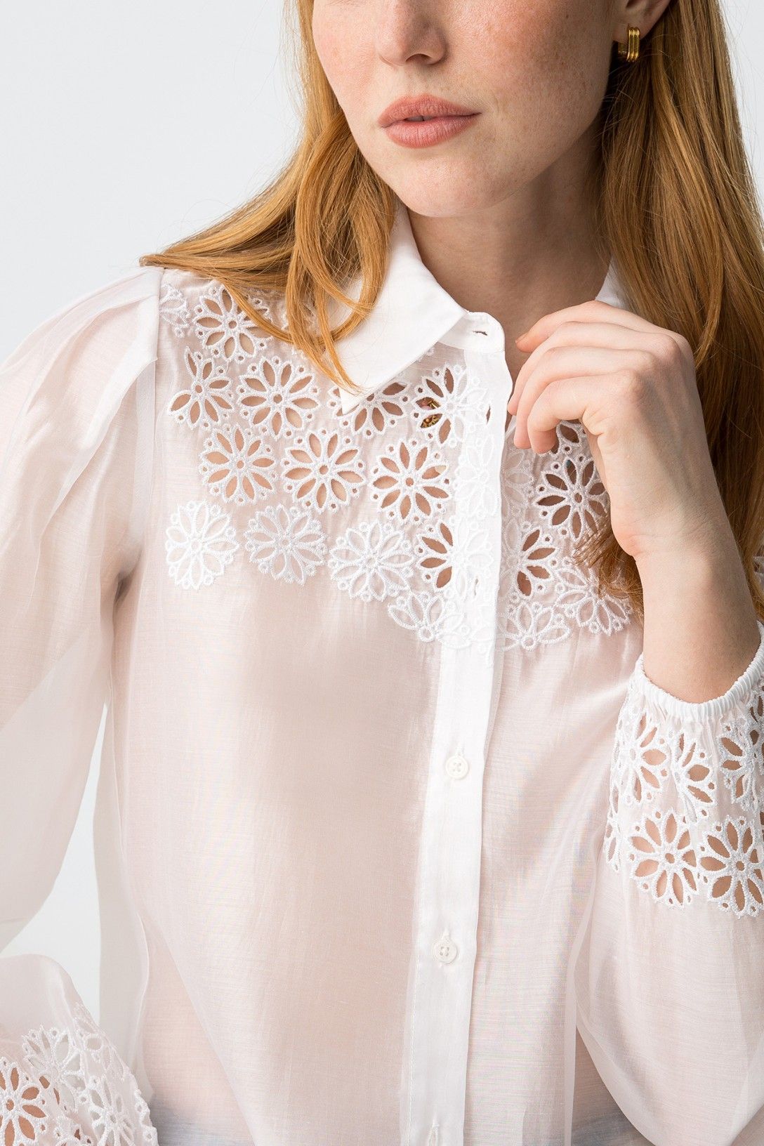 1769793867_798a0d917102067a5f97ae3a4a20123e Camisa florecitas Napolina - Imagen 1