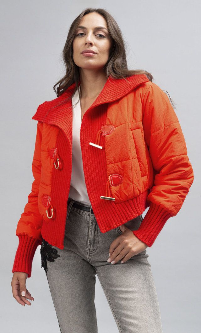 piumino-ai25-432-232-f Parka corta con cierre dorado - Imagen 1