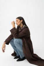 Gabardina de Antelina Suez_1