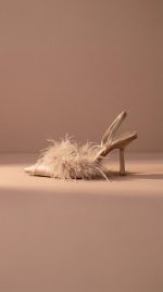 Zapato de Satén con Plumas - Imagen 4