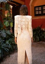 Conjunto de Falda y Cuerpo de Guipur - Imagen 2