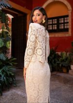 Conjunto de Falda y Cuerpo de Guipur - Imagen 3