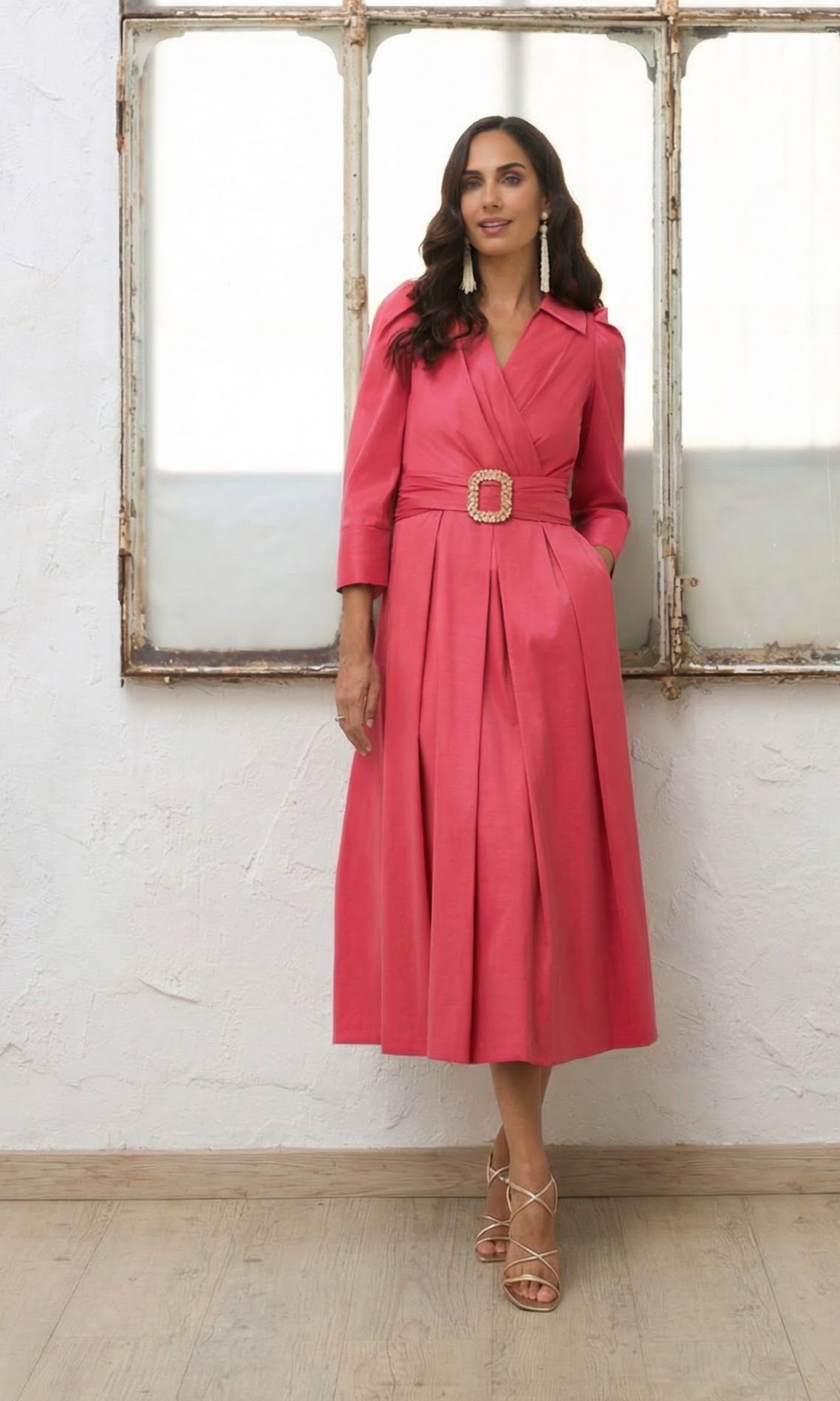 freepik__cambia-el-color-del-vestido-midi-de-tafetan-elstic__50235 Vestido Midi Cristel - Imagen 1