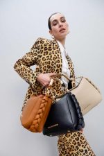 Bolso bandolera Lola Casademunt 1981 - Imagen 7