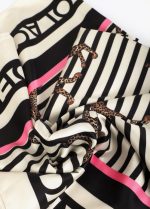 Pañuelo satinado con rayas y leopardos - Imagen 3