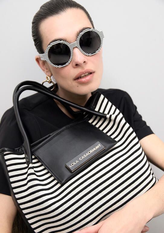 ls2604084_2n0_15 Shopper tejido de rayas - Imagen 1