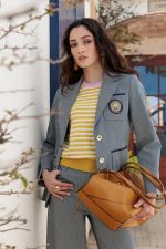 Americana entallada rayas con escudo en bolsillo - Imagen 6