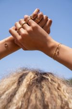 Pulsera con cinco brillantes - Imagen 4