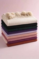 Pashmina para Boda con Pompones de Pelo - Imagen 2