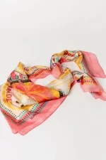 Pañuelo cuadrado estampado rosa - Imagen 2