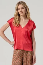 Blusa cuello pico