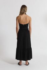 Vestido largo con detalles de joyería en el cuello - Imagen 10