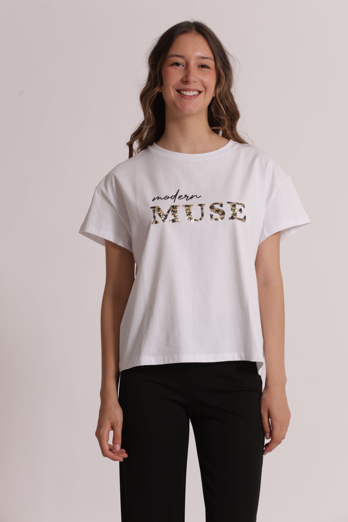 SFAO-1941_0003 Camiseta "Modern Muse" con lentejuelas - Imagen 1